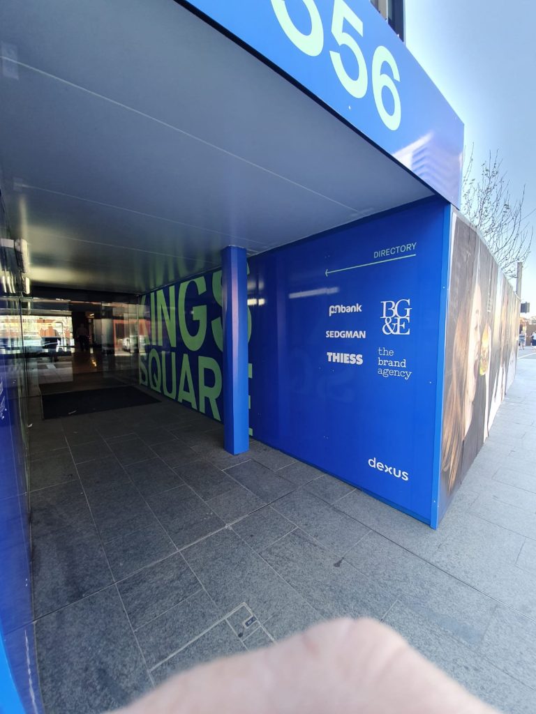 external hoardings to rent in perth